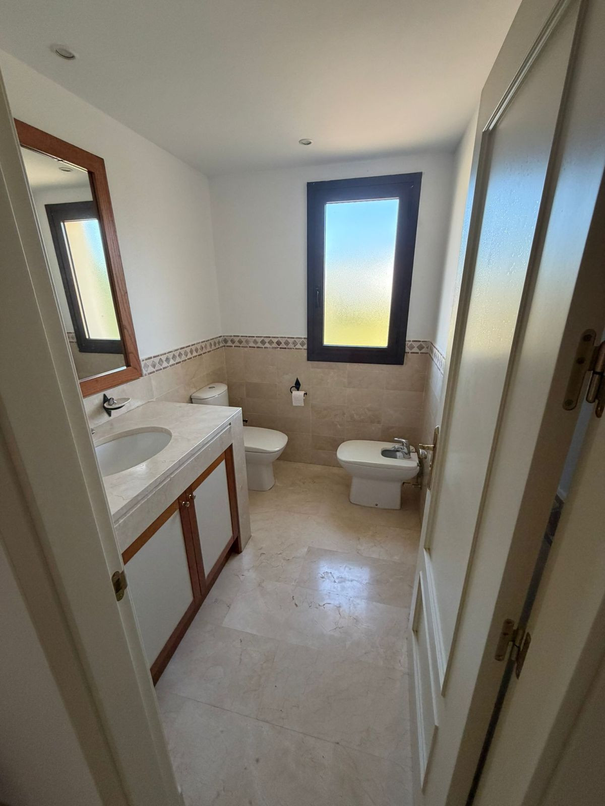 4fc64a66fc58de4baa7e9682f6460e8c - 10