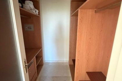 4fc64a66fc58de4baa7e9682f6460e8c - 11