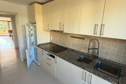 4fc64a66fc58de4baa7e9682f6460e8c - 5