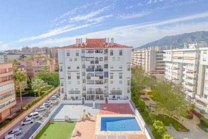 50203f4ac532264525219151dadbaf9c - 13