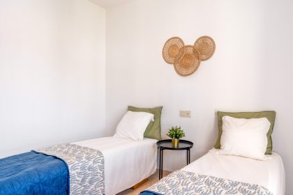 50203f4ac532264525219151dadbaf9c - 21