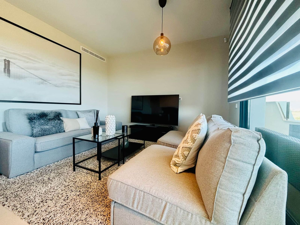 50d8b0bf2f9f9d3e62e61a86120d5562 - 13