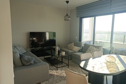 50d8b0bf2f9f9d3e62e61a86120d5562 - 8