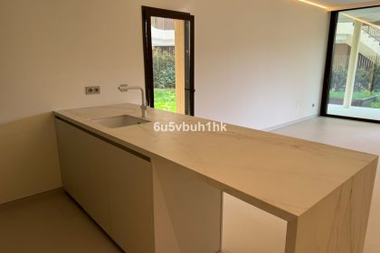 51615c1e69a3224a798934b31f052902 - 11