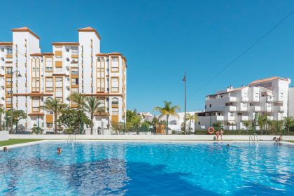 519b6f733c02c98dd535d1f45ab18f48 - 18