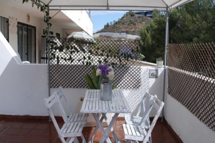 51ab40b6b79f4bcbd14761ad1f94f284 - 11