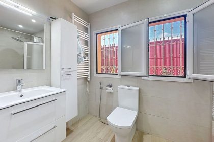 51c72898b720641bb000b6277dae36df - 18