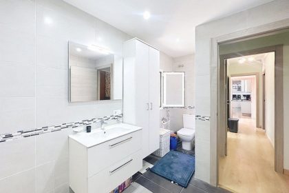 51c72898b720641bb000b6277dae36df - 21