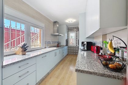 51c72898b720641bb000b6277dae36df - 23