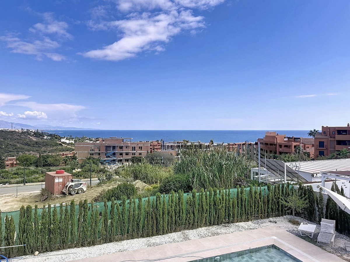 51c72898b720641bb000b6277dae36df - 34