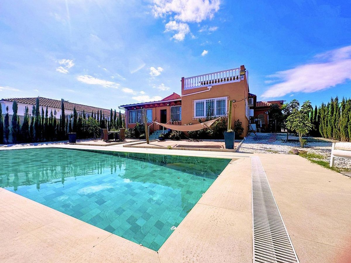 51c72898b720641bb000b6277dae36df - 37