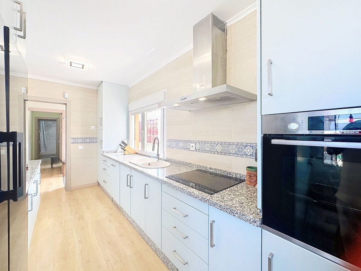 51c72898b720641bb000b6277dae36df - 42