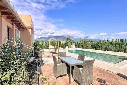 51c72898b720641bb000b6277dae36df - 47