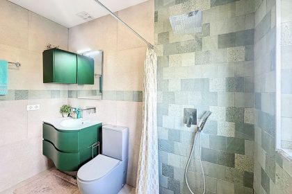 51c72898b720641bb000b6277dae36df - 48