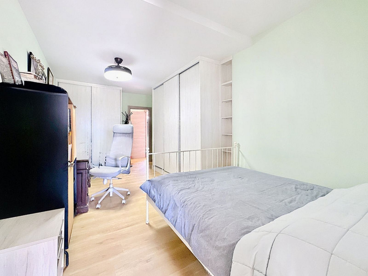 51c72898b720641bb000b6277dae36df - 9