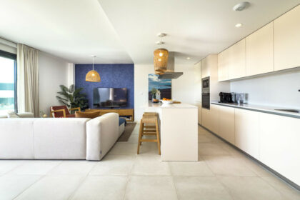 5245d70a9f2987bbfc31cdf26310083e - 1