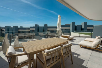 5245d70a9f2987bbfc31cdf26310083e - 19