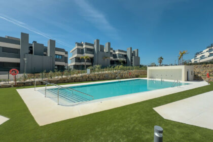 5245d70a9f2987bbfc31cdf26310083e - 2