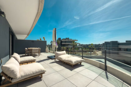 5245d70a9f2987bbfc31cdf26310083e - 3