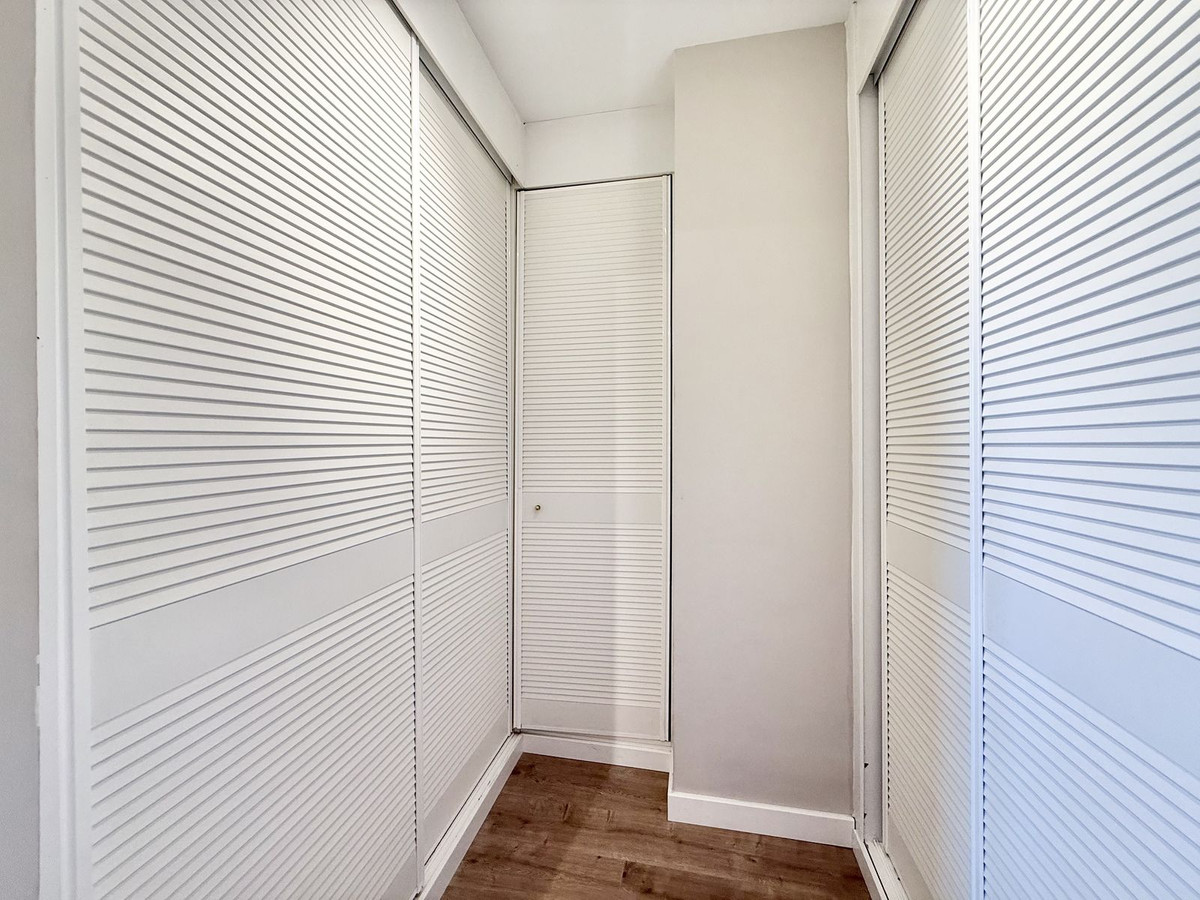 52ab8ecb5a34ba108bd7b264fa150681 - 19