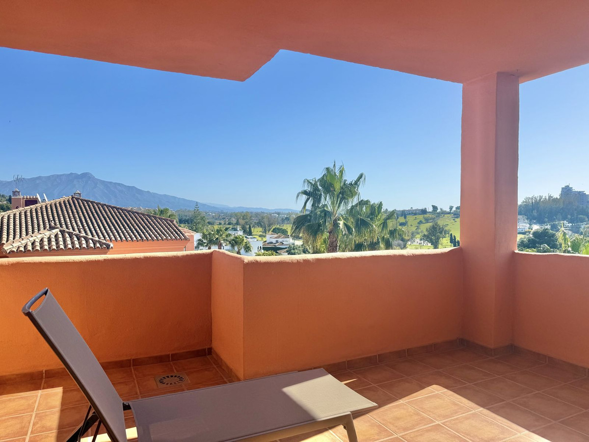 52ab8ecb5a34ba108bd7b264fa150681 - 27