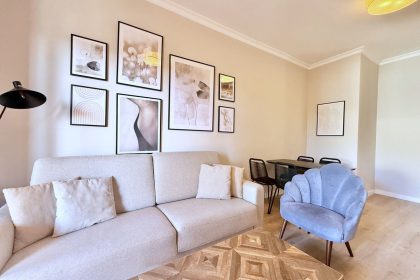 52ab8ecb5a34ba108bd7b264fa150681 - 3