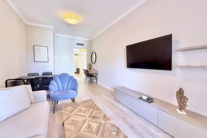 52ab8ecb5a34ba108bd7b264fa150681 - 4