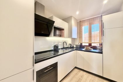 52ab8ecb5a34ba108bd7b264fa150681 - 8