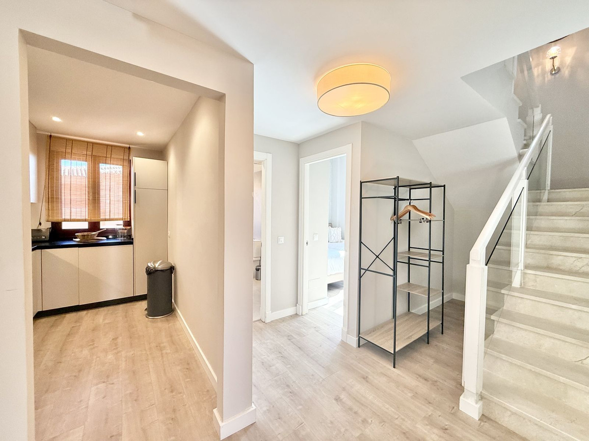 52ab8ecb5a34ba108bd7b264fa150681 - 9