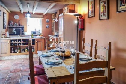 52bb71a33165b4c5cb4dd0d91e06a9d8 - 12