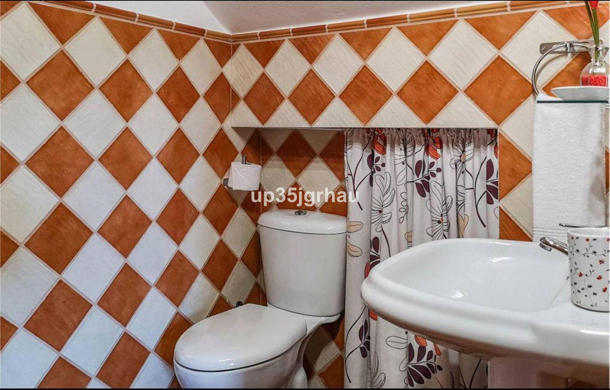 52bb71a33165b4c5cb4dd0d91e06a9d8 - 25