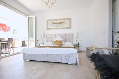 52c8edd0066a86fc825f9f00e5fb229a - 13