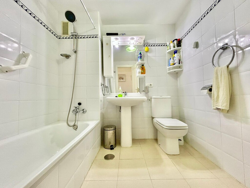 5327c2c8694c52379e66eeafded3a533 - 10