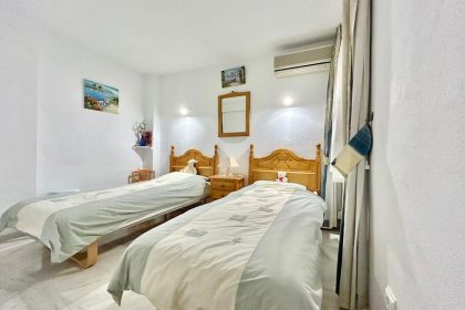 5327c2c8694c52379e66eeafded3a533 - 8