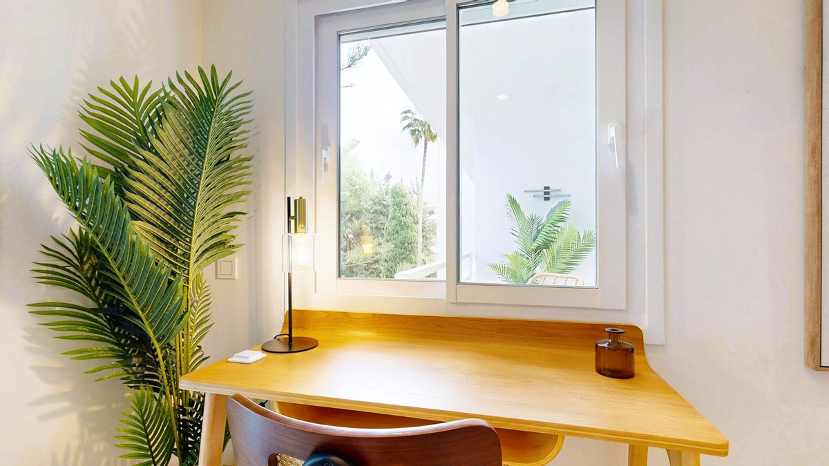 53c3a088f1234d7f115b8e3cb38bf8ad - 11