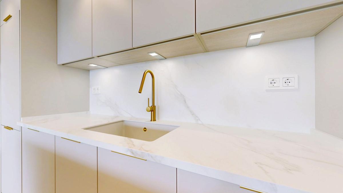 53c3a088f1234d7f115b8e3cb38bf8ad - 19