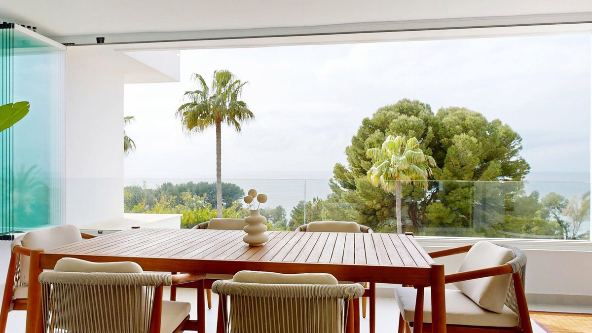 53c3a088f1234d7f115b8e3cb38bf8ad - 24