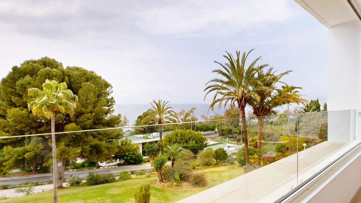 53c3a088f1234d7f115b8e3cb38bf8ad - 28