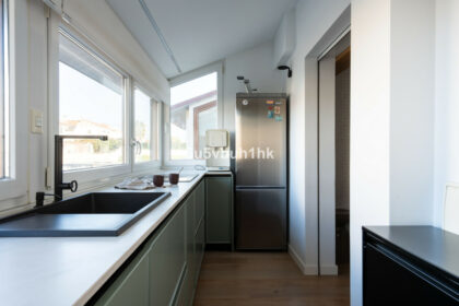 549a625c63c4a96e666cf2ac8ca44b4e - 10