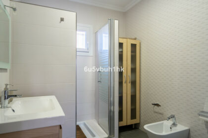 549a625c63c4a96e666cf2ac8ca44b4e - 37