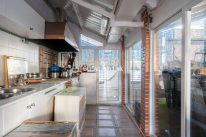 549a625c63c4a96e666cf2ac8ca44b4e - 43