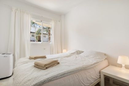 54c2b8d627c600574ab41e8bfdf04958 - 12