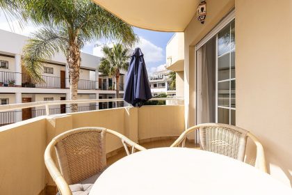 54c2b8d627c600574ab41e8bfdf04958 - 33