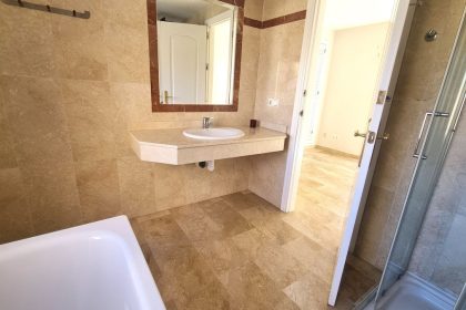 55808d504766e02e9356b8930693882d - 10