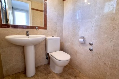 55808d504766e02e9356b8930693882d - 15