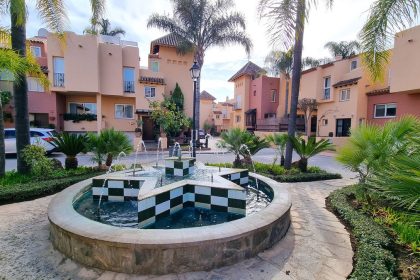 55808d504766e02e9356b8930693882d - 2