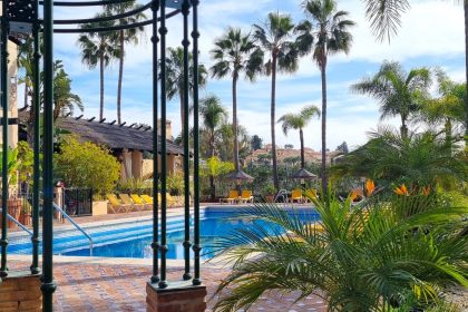 55808d504766e02e9356b8930693882d - 25