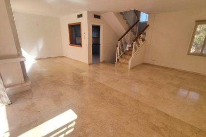 55808d504766e02e9356b8930693882d - 4