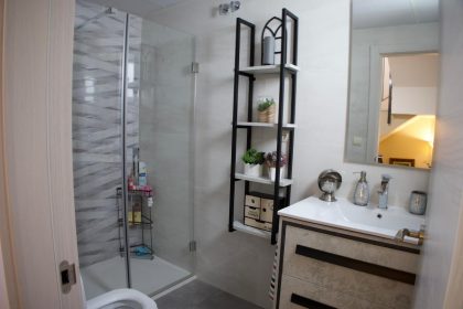 5582941b429d5dc4af0b6a5be7fb8481 - 17