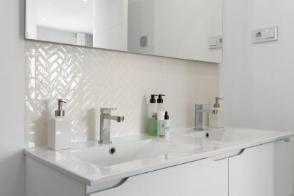 55a08a87c617233b3d94ca03858a70cb - 22